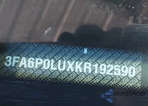 2019 Ford Fusion Hybrid Se z USA, uszkodzony, nr VIN 3FA6P0LUXKR192590